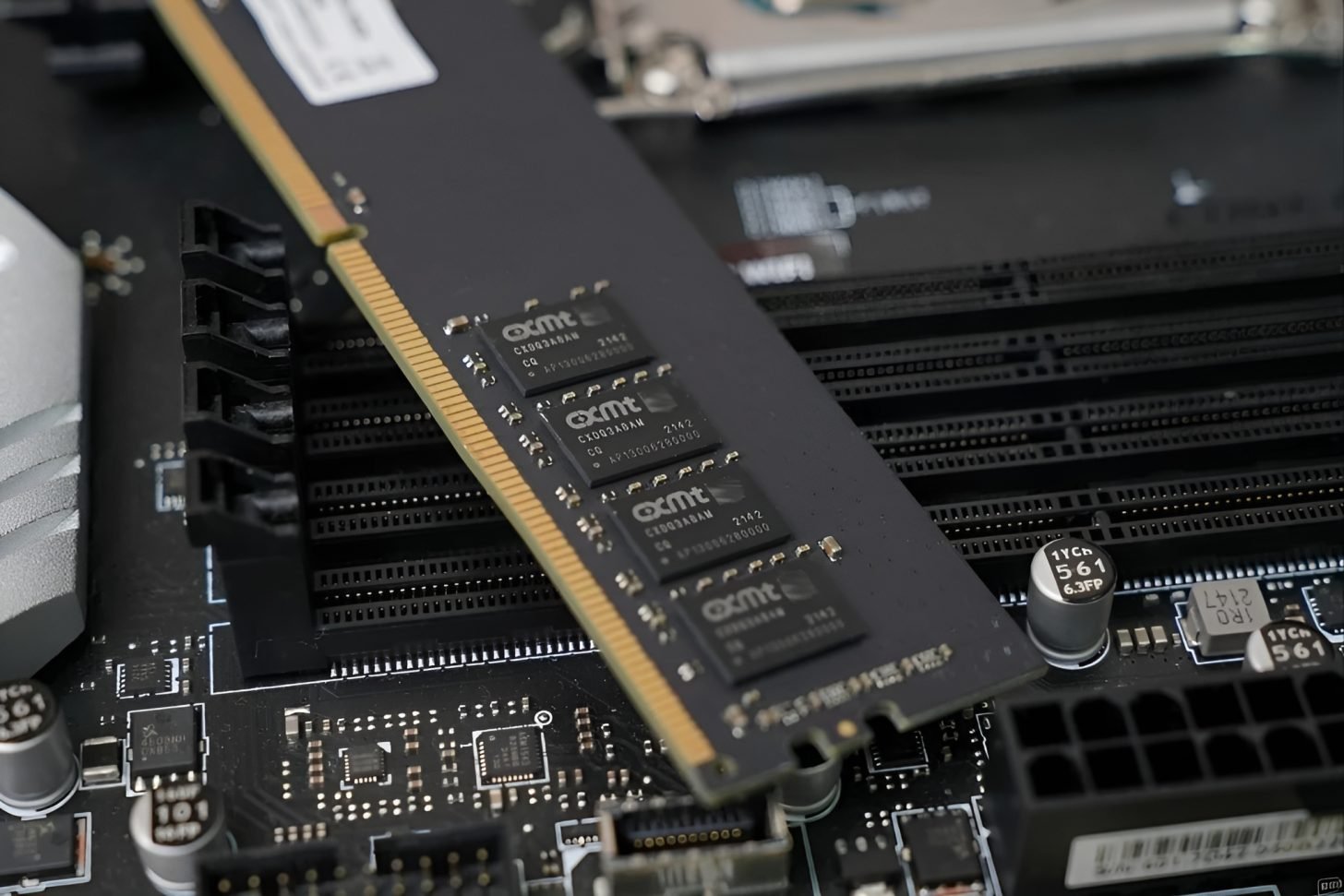 Финансовый директор Nvidia дефицит памяти застал конкурентов врасплох