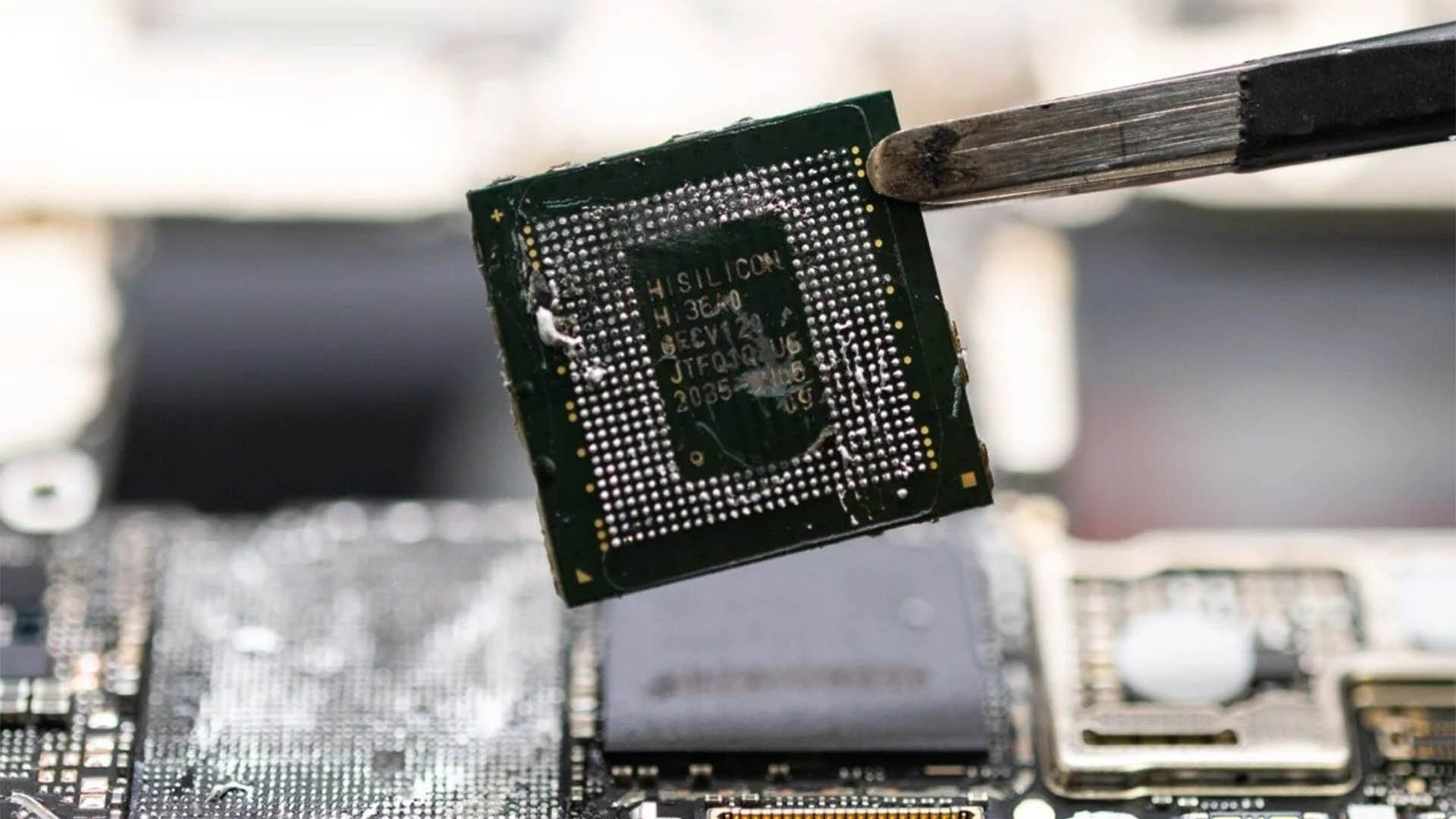 Huawei показала LogicFolding для Kirin плотность +535 и частоты +127