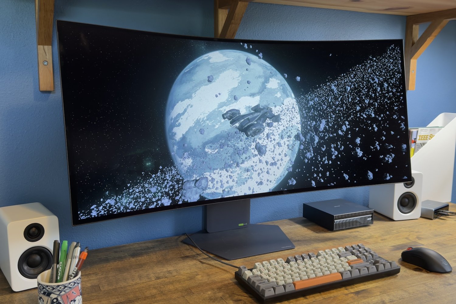 LG Ultragear Evo GX9 39 дюймовый OLED 5K2K за $1799