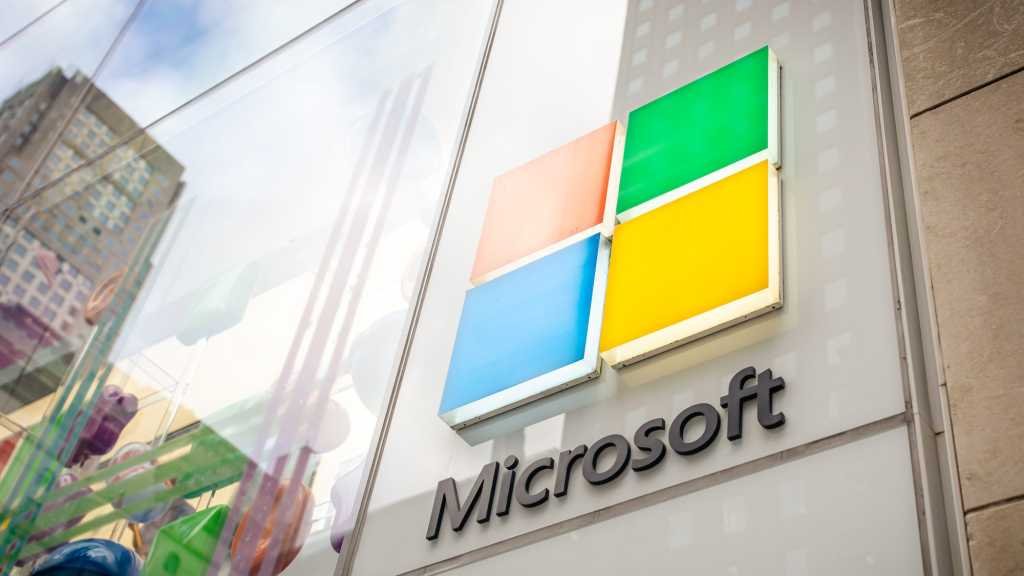 Патч Windows 11 KB5089549 чинит панель задач но ставится не у всех
