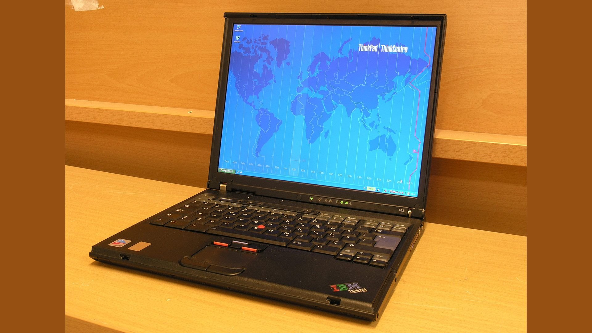 ThinkPad T43 из 2005 года запустил Windows от NT 40 до 10 22H2