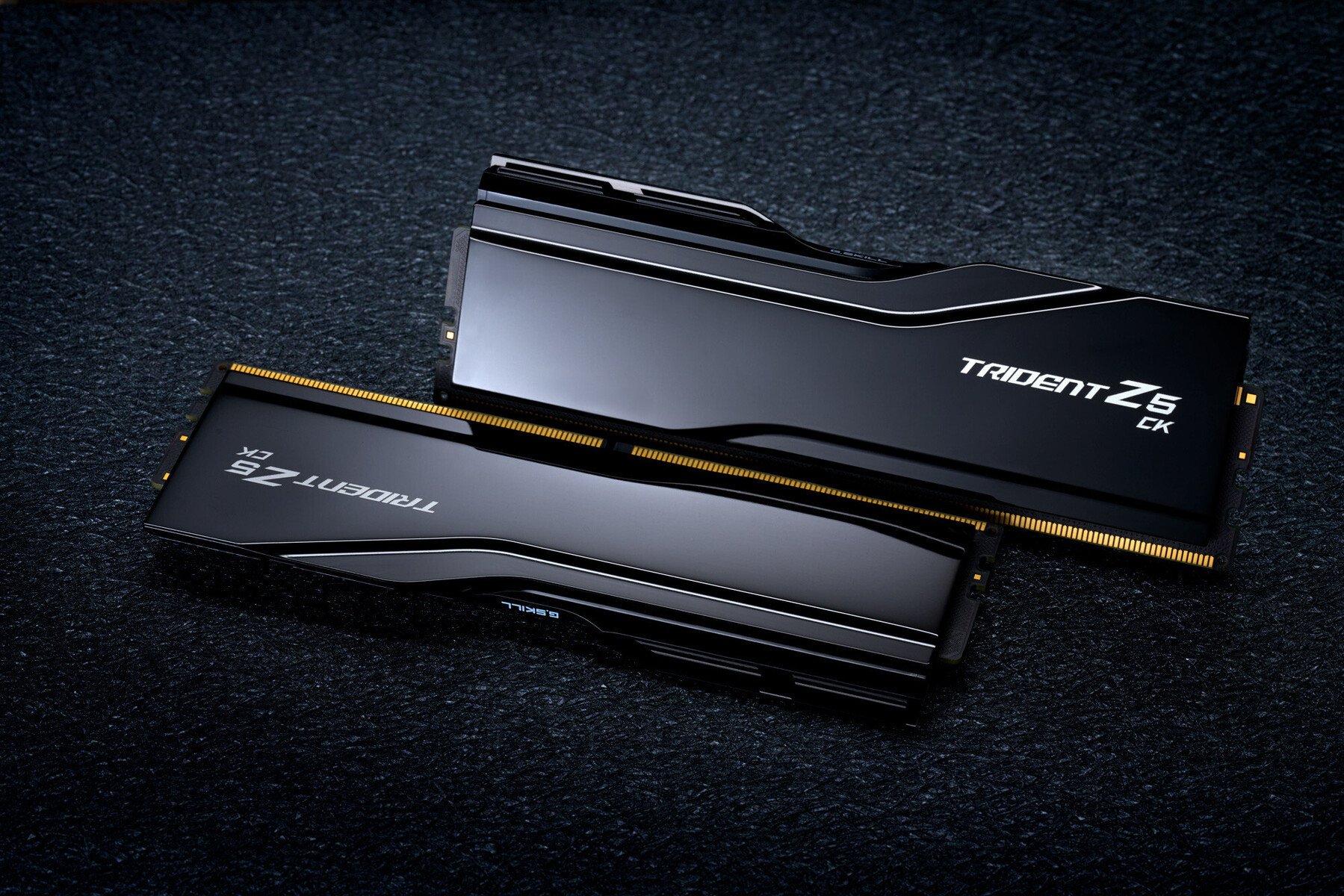 GSkill показала DDR5 9200 на 11 В 32 ГБ CU DIMM на Z890