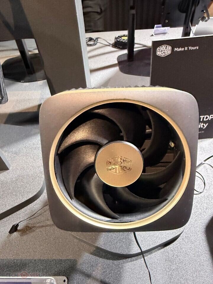 Cooler Master показала гибридную СЖО G11M на 400 Вт
