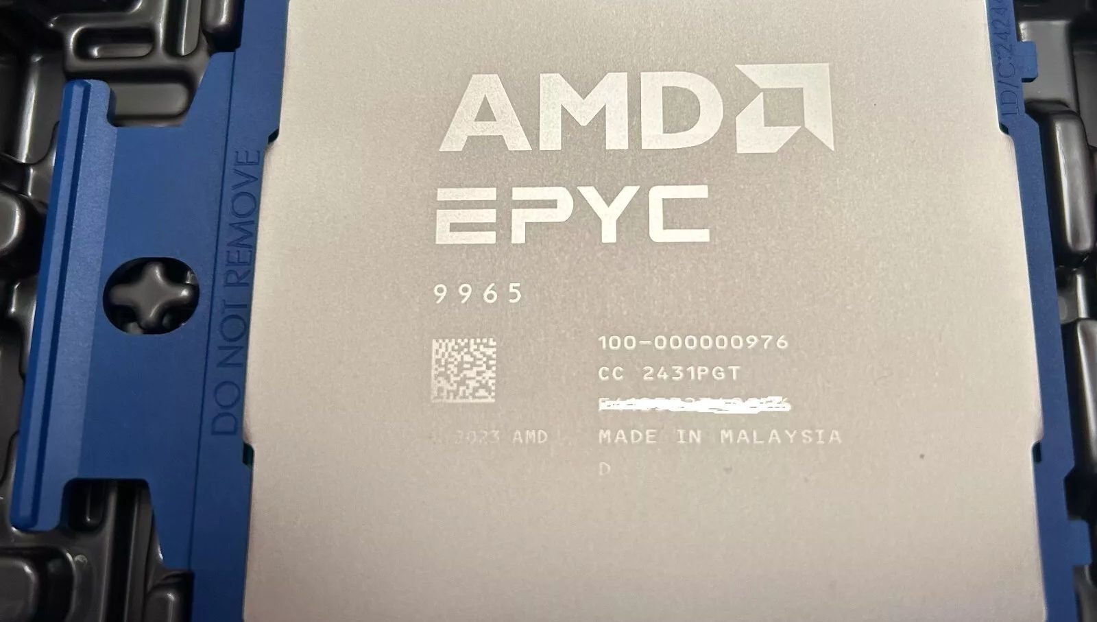 AMD EPYC 9965 на 192 ядра упал ниже $6000 на eBay