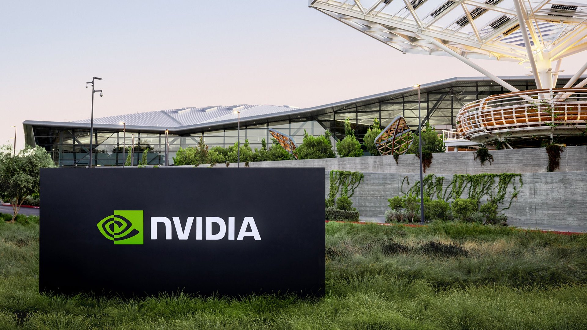 Nvidia могла урезать Rubin Ultra до двух GPU чиплетов