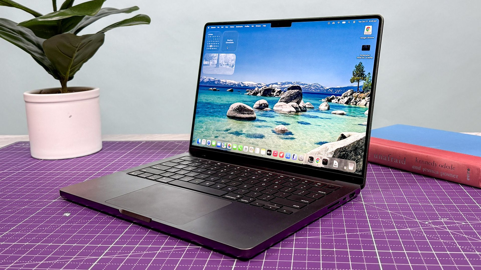 MacBook Pro M7 может быстро сменить M6 и принести новый дизайн