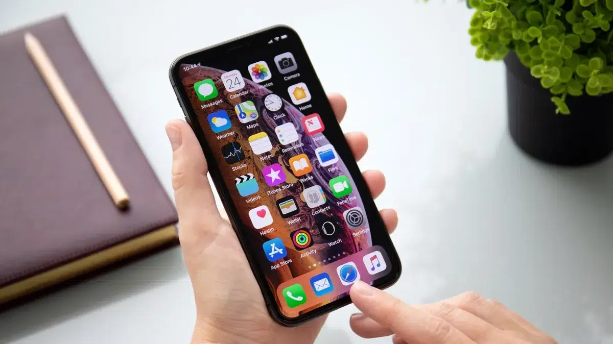 Изображение к статье: iOS съедает до 150 ГБ памяти iPhone в System Data