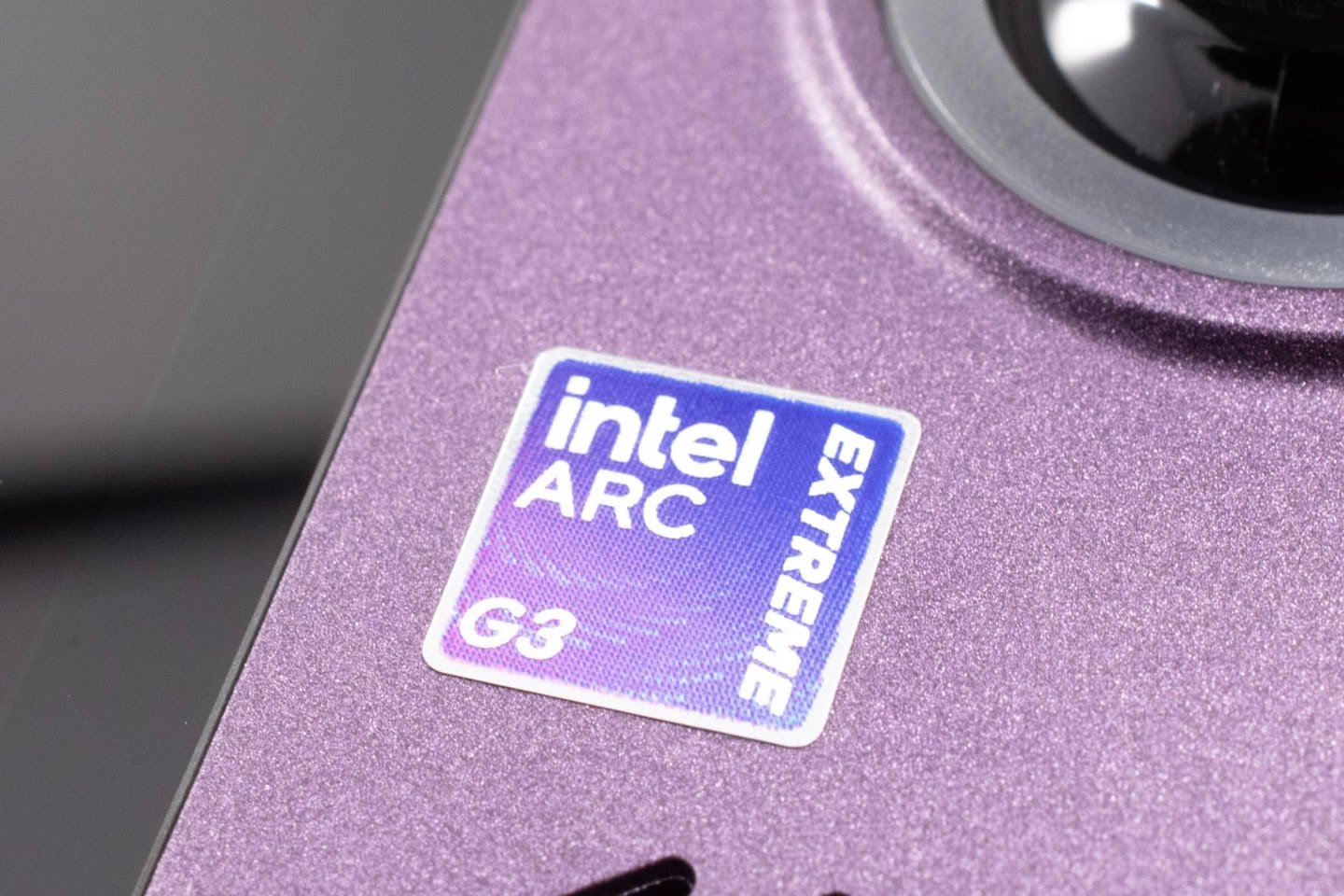 Intel Arc B390 ускорилась в Linux 72 до 12 FPS