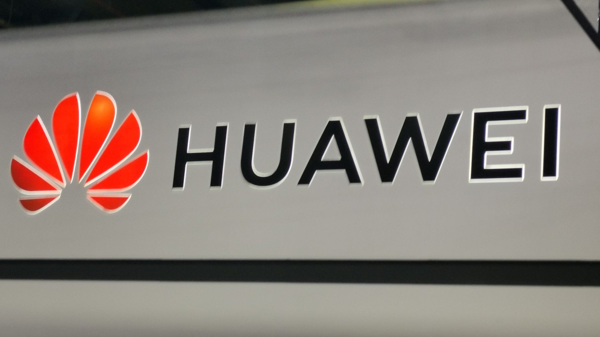 Huawei может собрать полный цикл чипов CPU SSD и DRAM