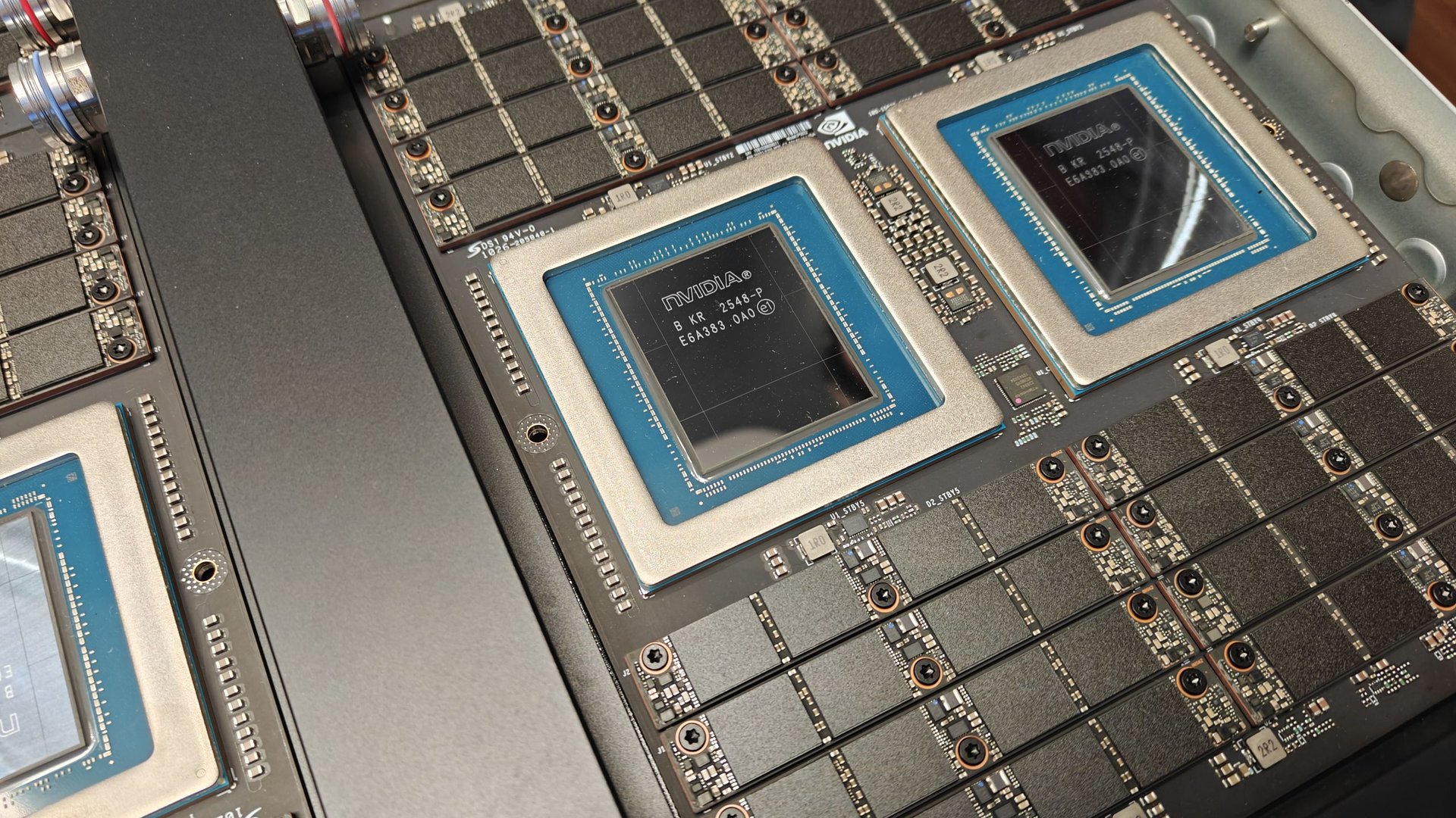 Nvidia отгрузила сотни тысяч Grace серверов для ИИ