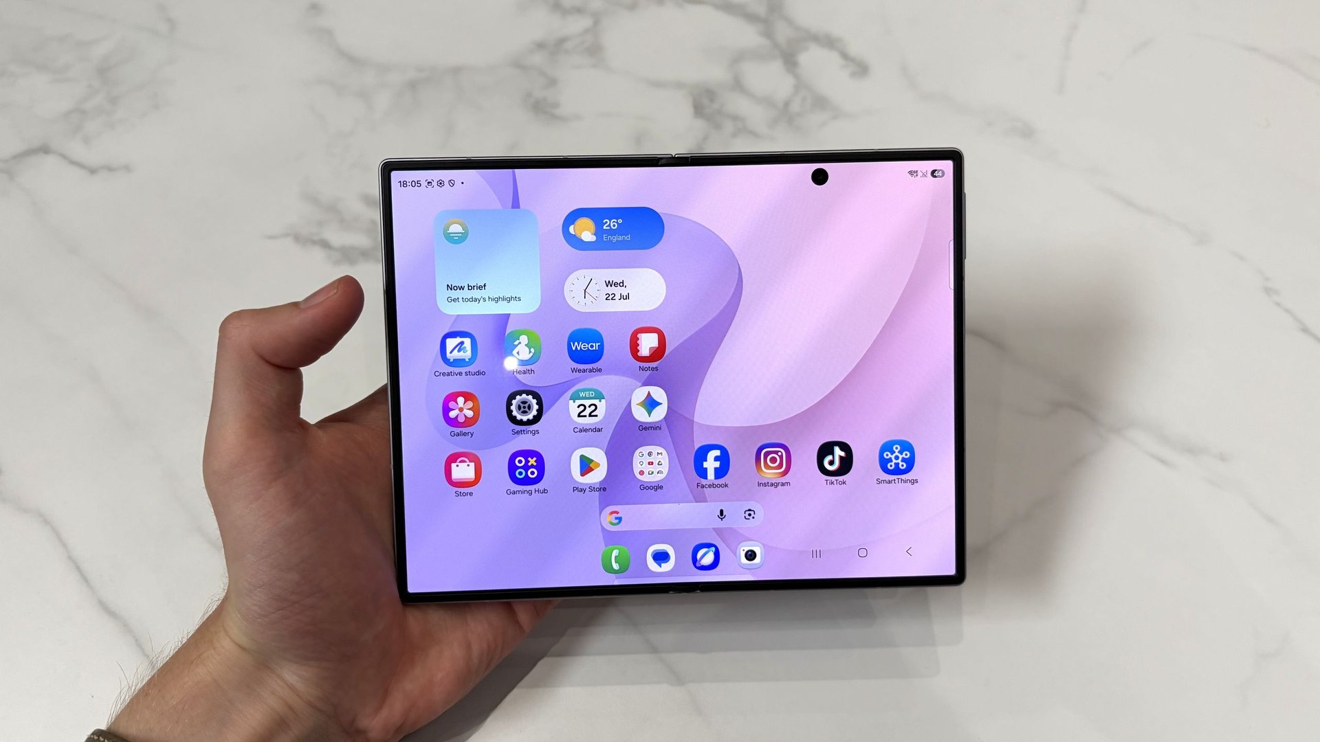 AirDrop через Quick Share заработал на Galaxy Z Fold 8
