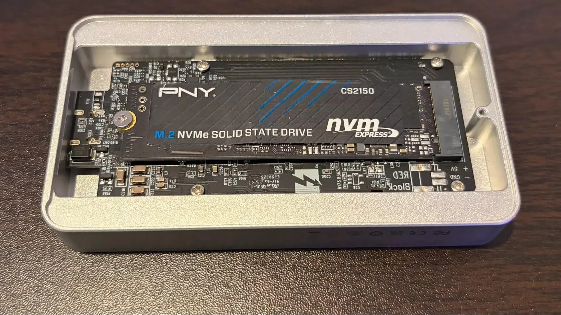 Изображение к статье: MSI Claw 8 EX AI+ получил апгрейд SSD до 2 ТБ