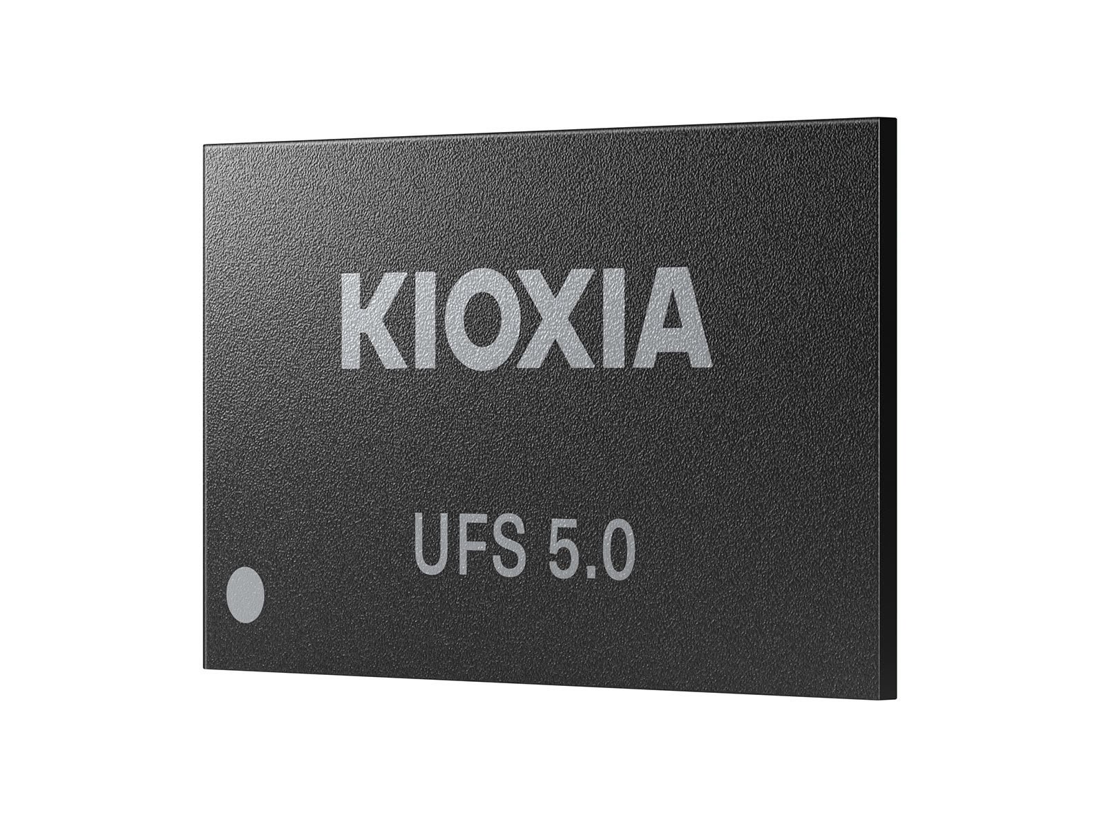 Kioxia UFS 50 флеш память до 10 ГБс для смартфонов