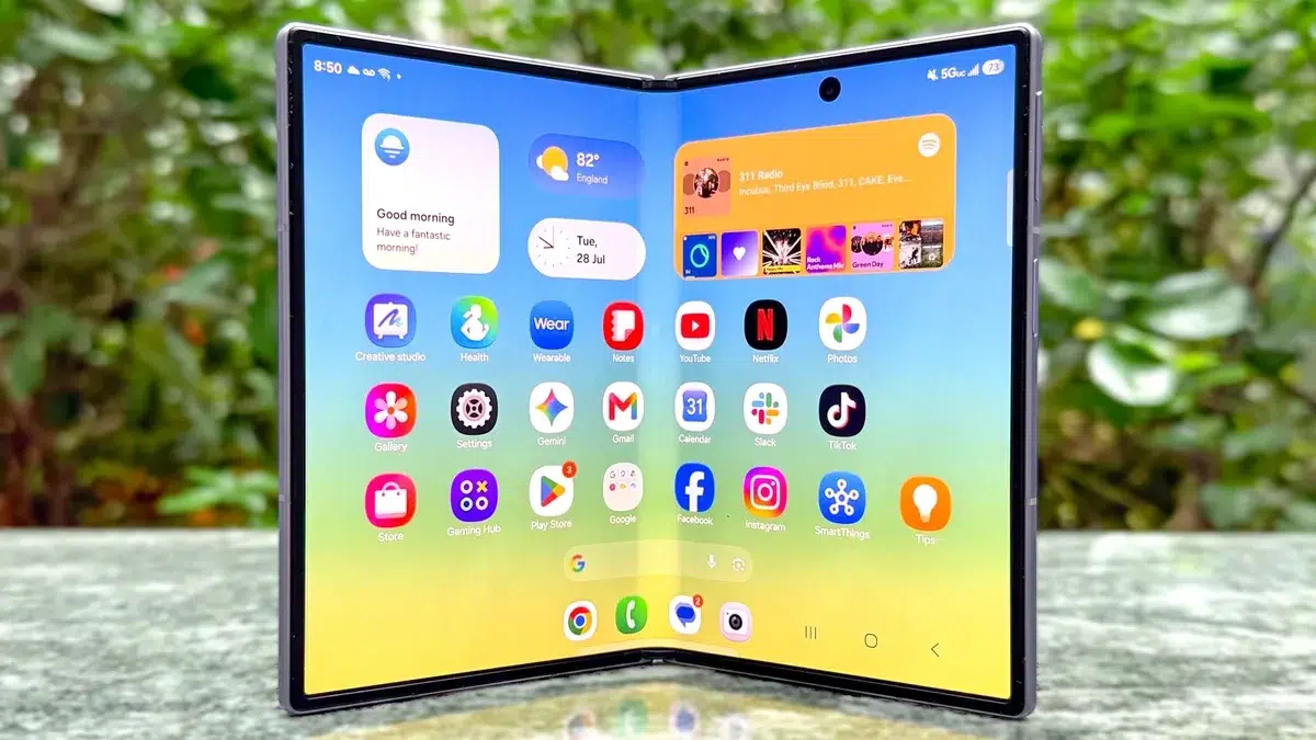 Изображение к статье: Складка Galaxy Z Fold 8 вернулась после недели теста