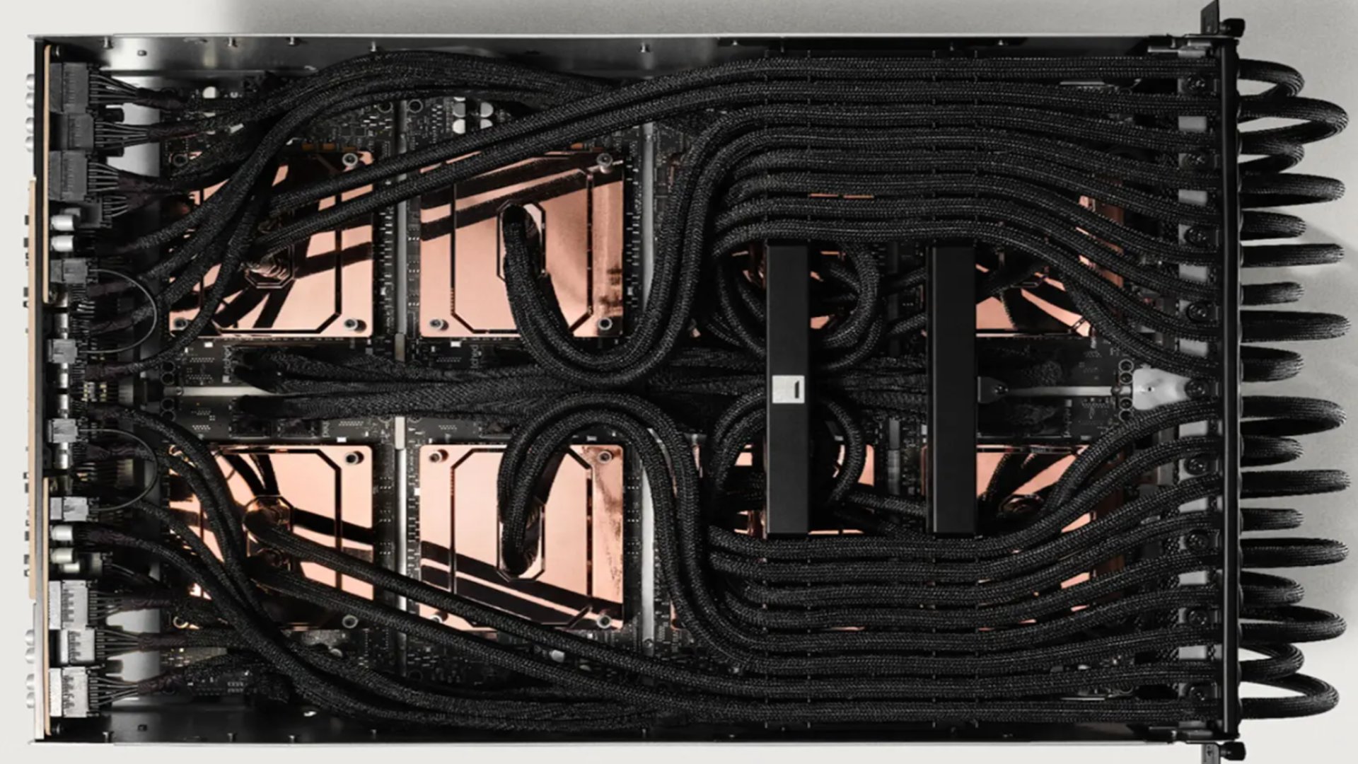 Etched получила поддержку SK Hynix для AI чипов против GPU