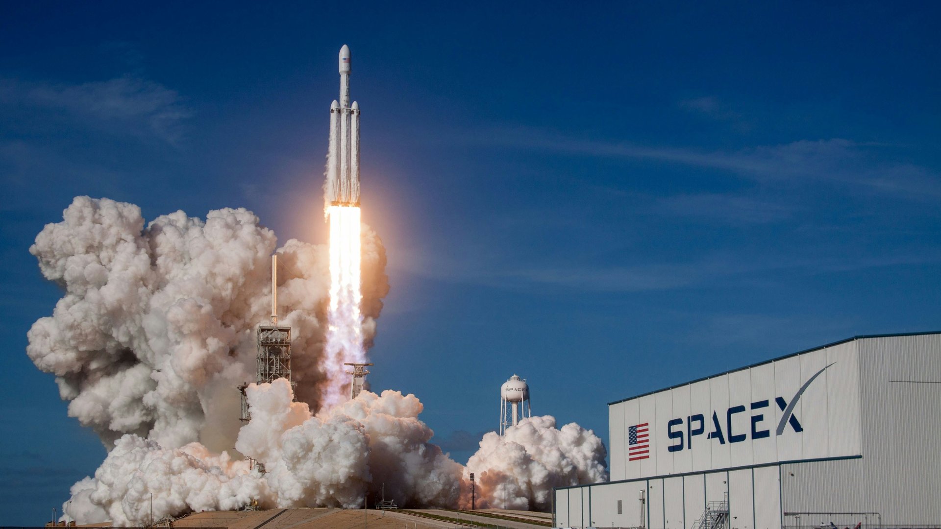 Ступень ракеты SpaceX врежется в Луну на 8690 кмч
