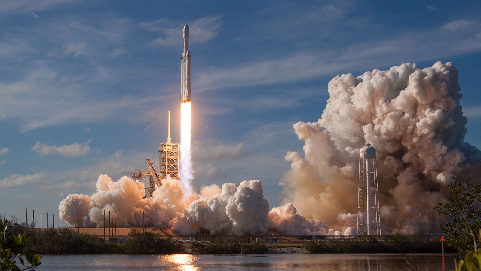 Ступень Falcon 9 врежется в Луну на скорости 8700 кмч