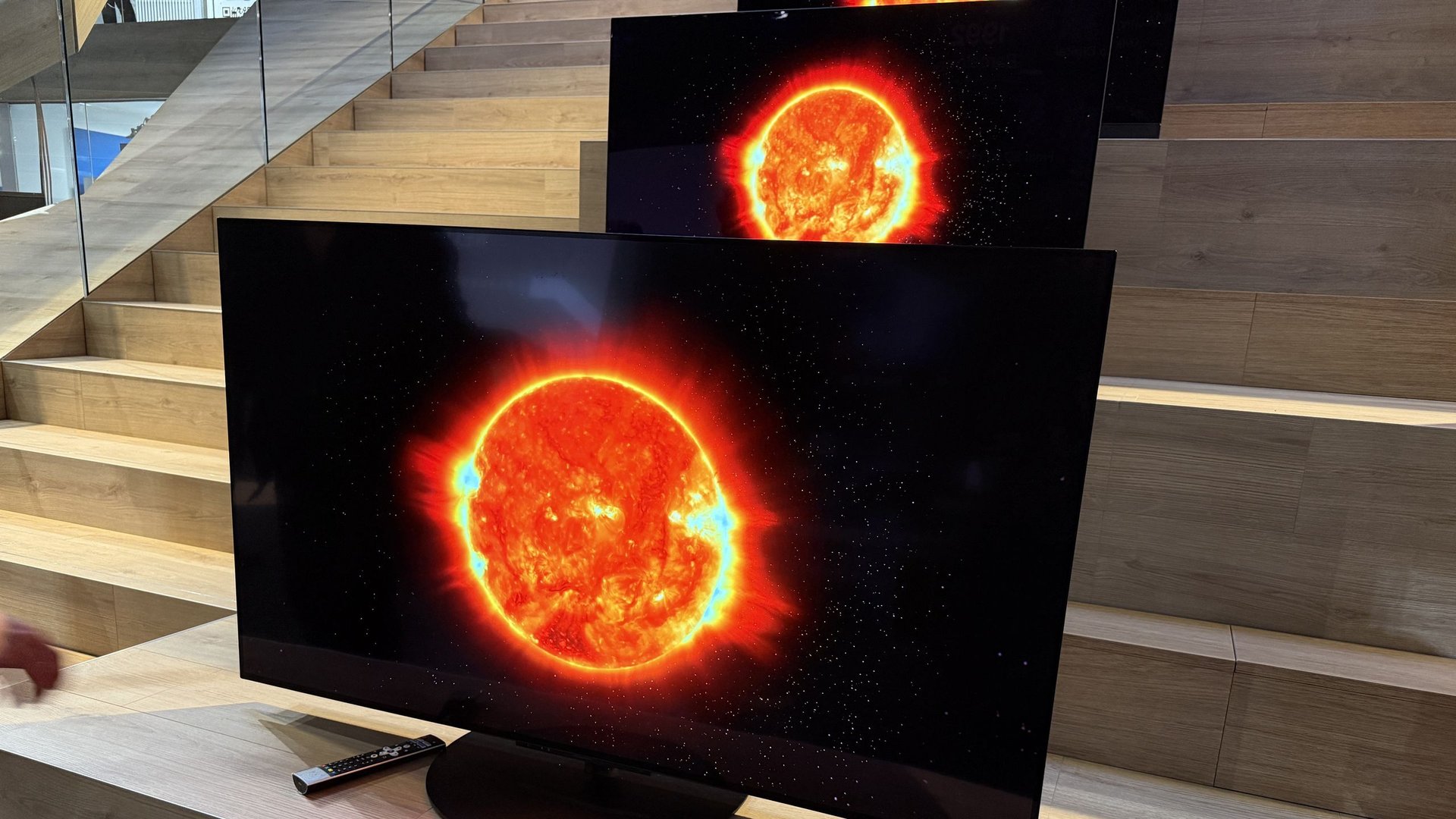 Изображение к статье: LG готовит более дешевые OLED-панели для ТВ и мониторов