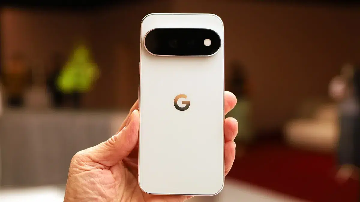 Изображение к статье: Pixel 11 получил Tensor G6 и умный индикатор HiLight