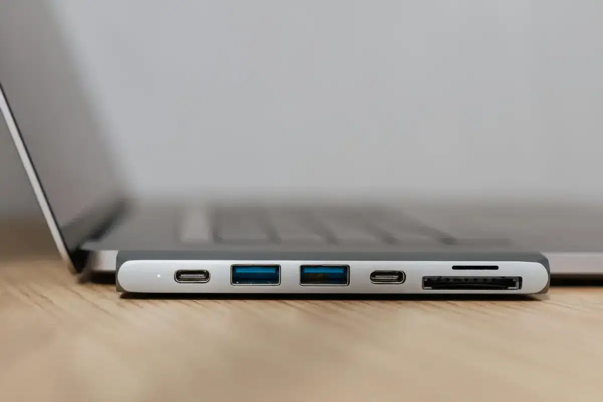 Изображение к статье: Public Wi-Fi в отелях стал опаснее: Microsoft раскрыла атаку
