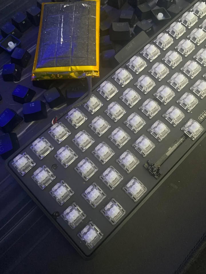 У беспроводной клавиатуры SteelSeries вздулась батарея