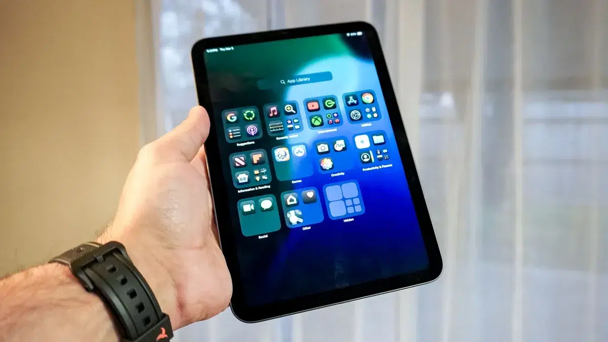 Изображение к статье: iPhone Ultra хвалят тестеры: что известно о складном Apple