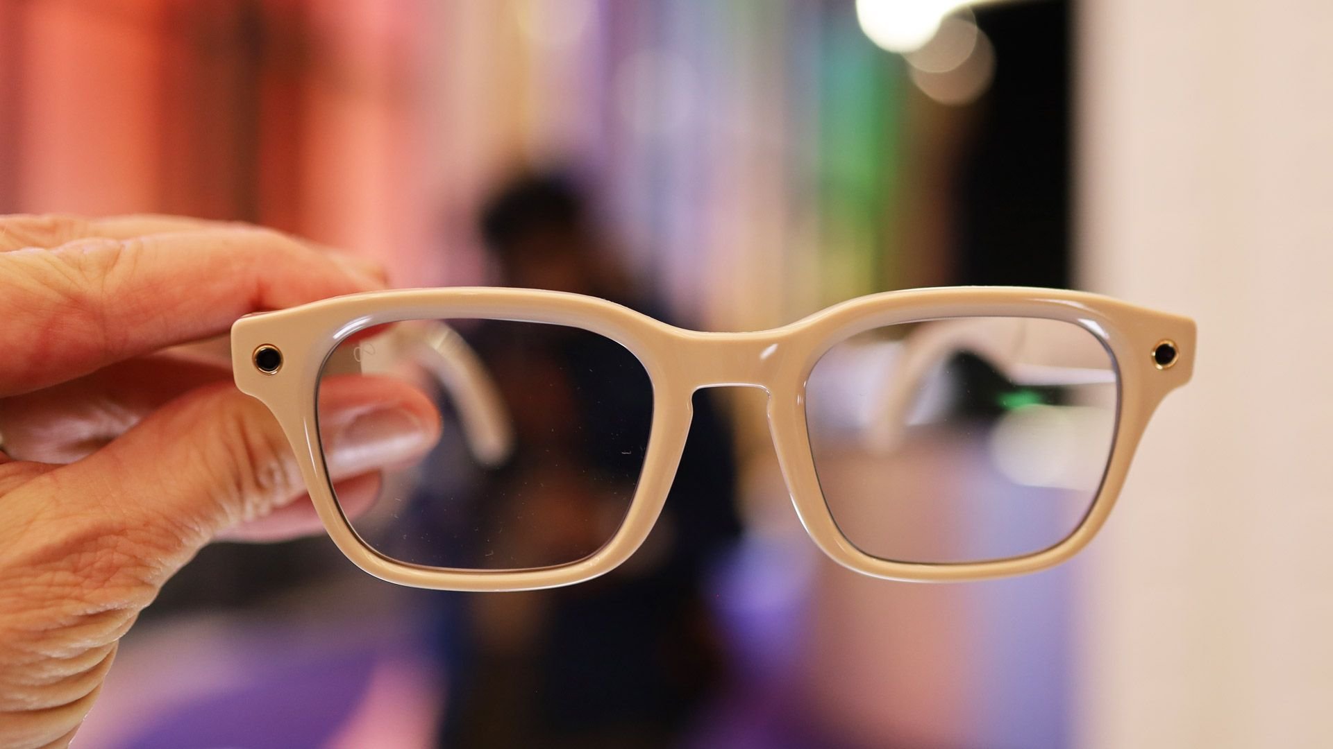 Meta обновила Ray Ban камера выключится при закрытом LED