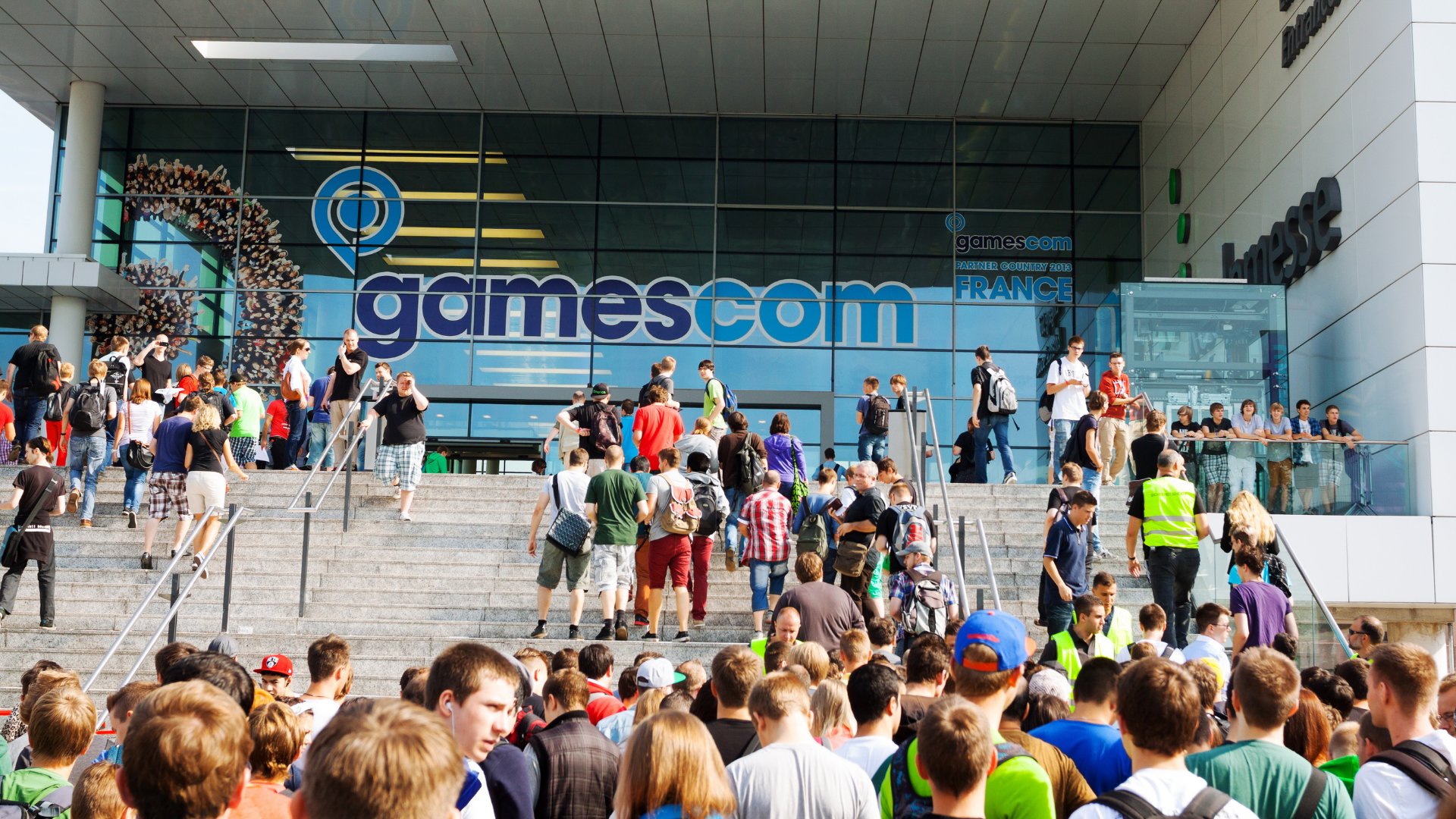 На Gamescom 2026 украли ноутбуки с билдами игр