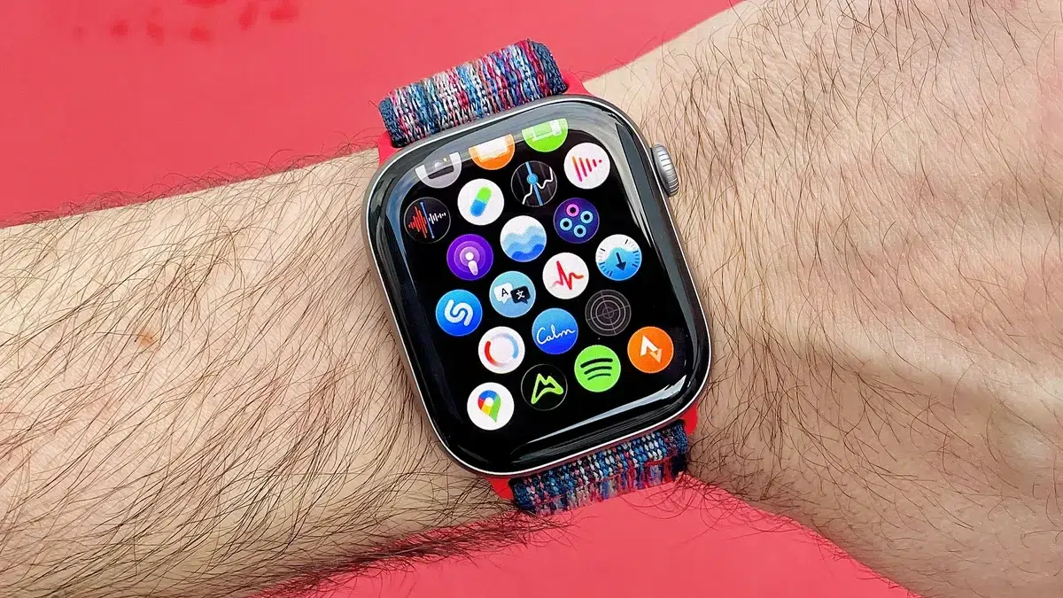 Изображение к статье: Apple Watch 12 и Ultra 4 могут выйти в керамике
