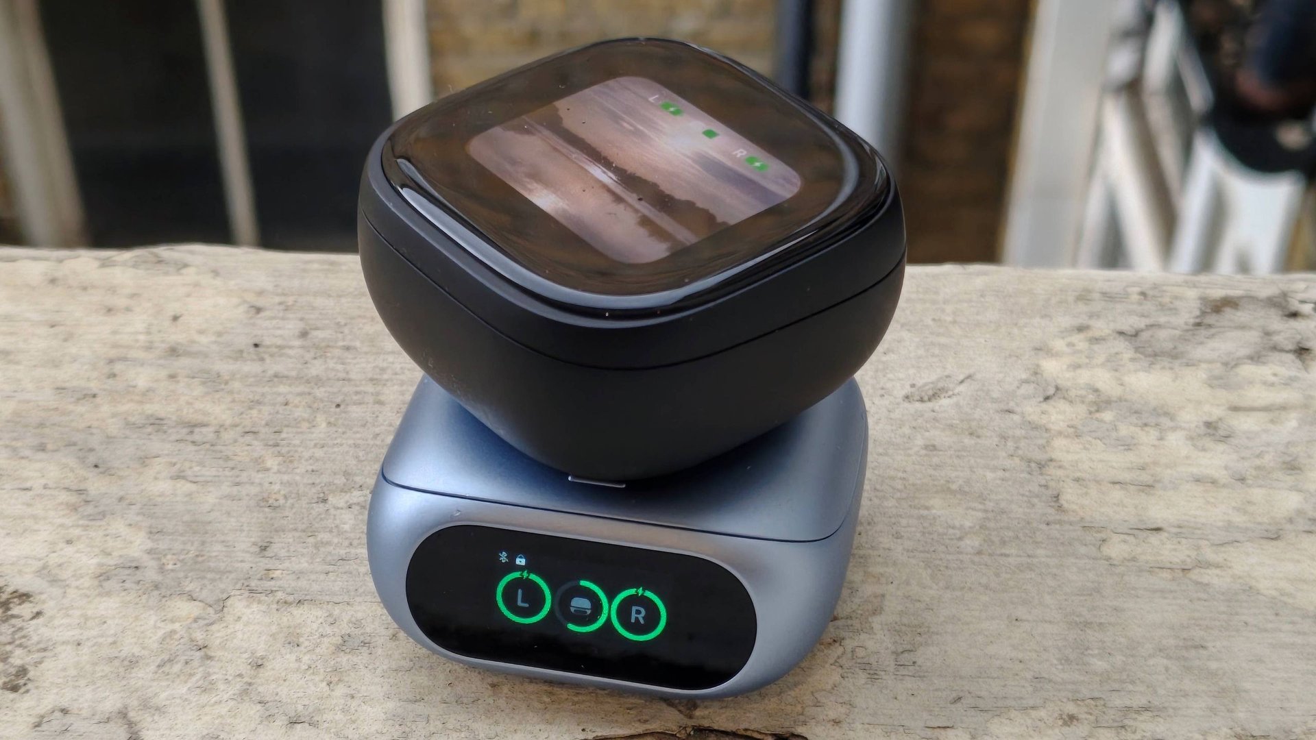 Soundcore привезла на IFA семь новых наушников