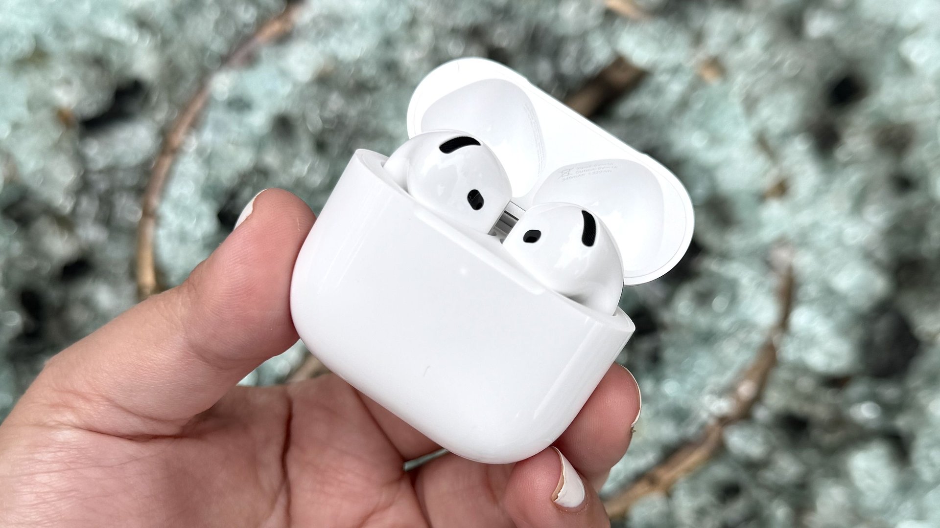 AirPods 5 близко H3 два варианта и цены от $129