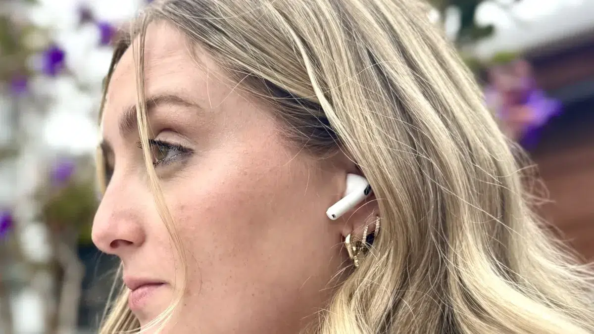 Изображение к статье: AirPods 5 близко: H3, два варианта и цены от $129