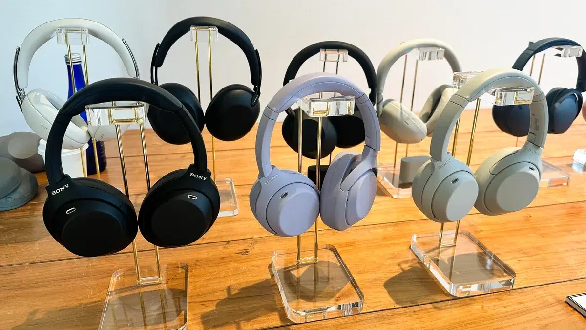 Изображение к статье: Sony WH-1000XM4C, CH730N и CH530 получили сменные батареи