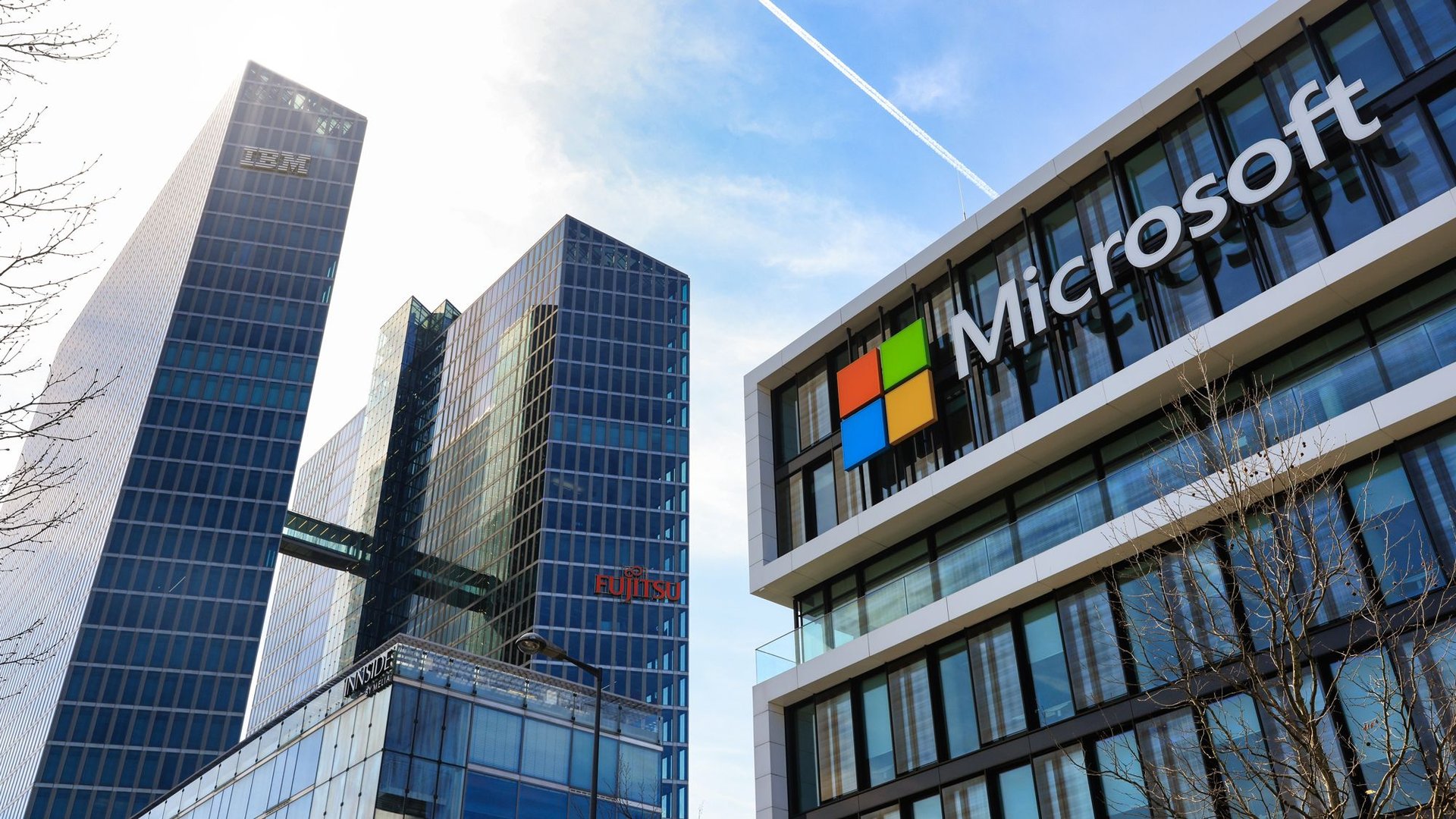Глава Microsoft AI раскритиковал обучение Claude у Anthropic