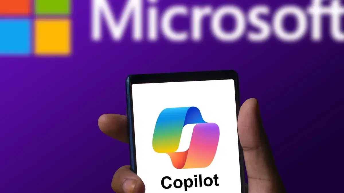Изображение к статье: Глава Microsoft AI раскритиковал обучение Claude у Anthropic